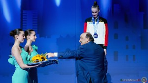 awards sfe06529 copia simone ferraro ph